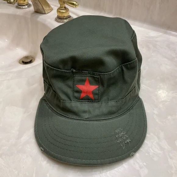Vintage BDU Fatigue Combat Hat, Olive Drab w/ Red Star, Distressed, Size Large - Picture 2 of 9